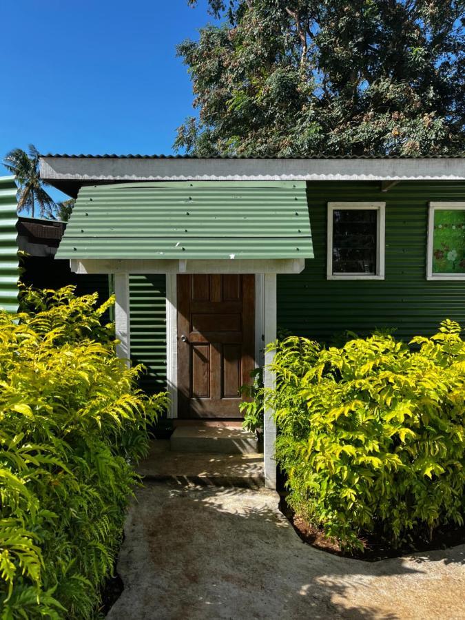 Camp Taveuni Hostel Matei Bagian luar foto