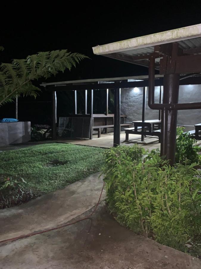 Camp Taveuni Hostel Matei Bagian luar foto