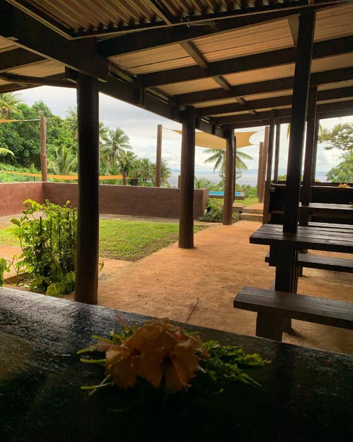 Camp Taveuni Hostel Matei Bagian luar foto